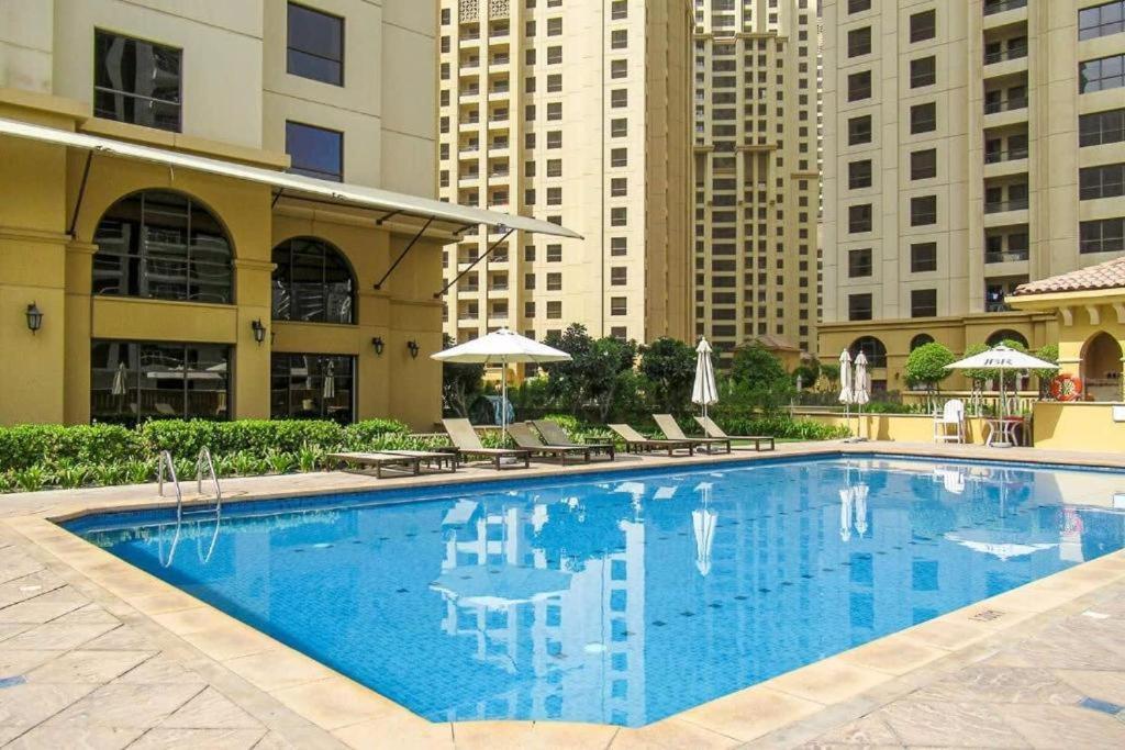 Sadaf 8 Jbr Luxury Master Bedroom Near Tram 두바이 외부 사진